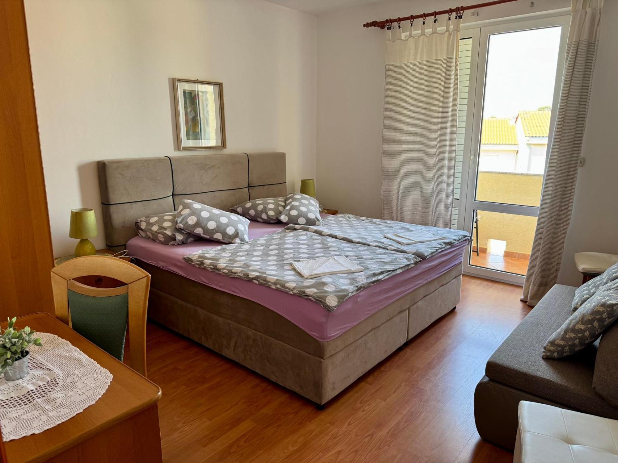 Apartments Maricic Banjol ภายนอก รูปภาพ