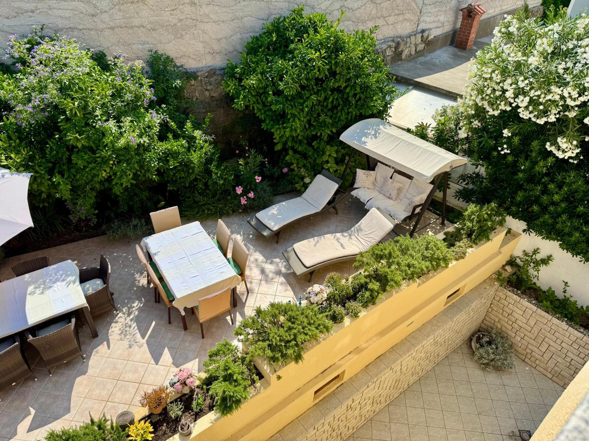 Apartments Maricic Banjol ภายนอก รูปภาพ