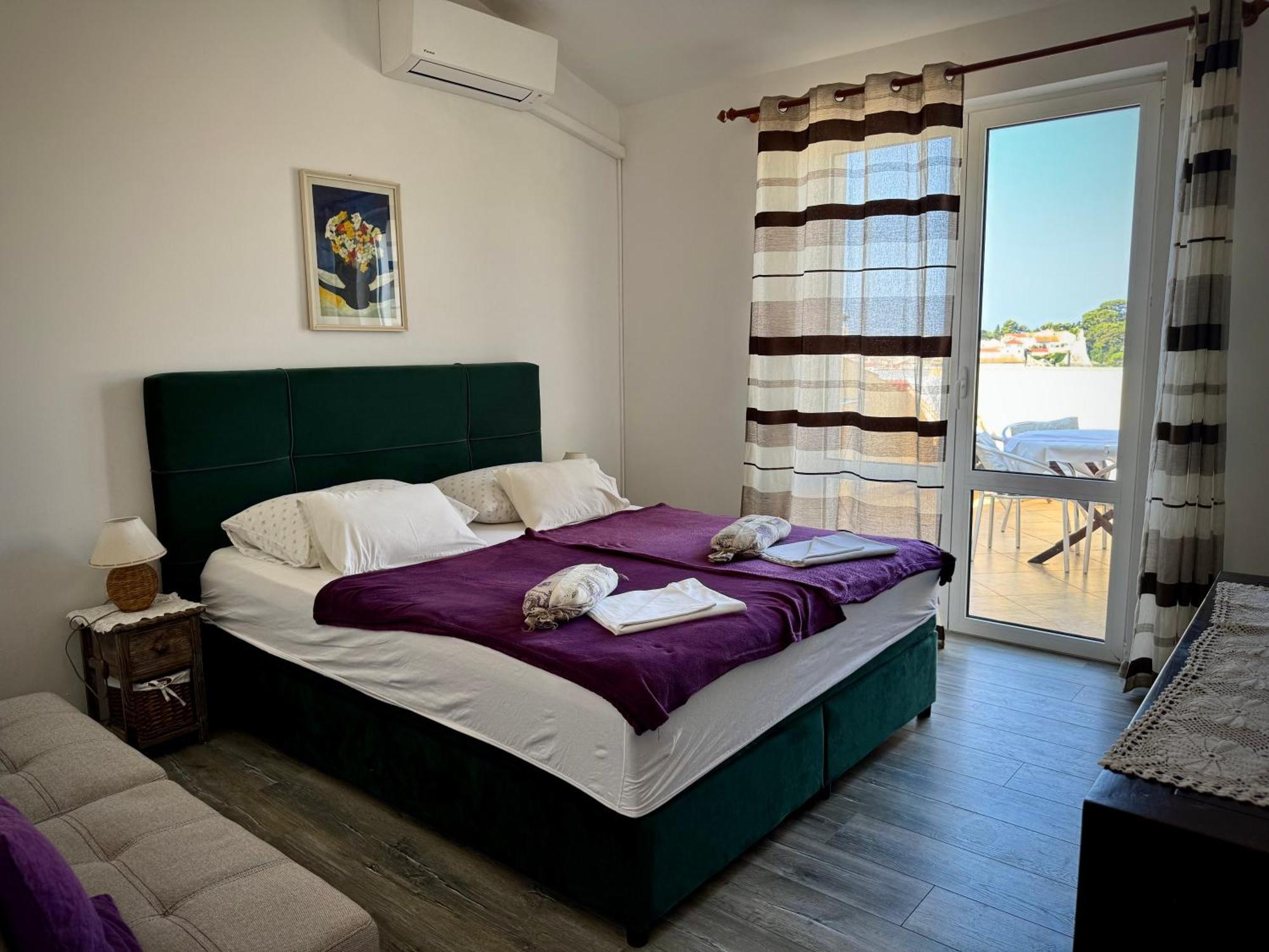 Apartments Maricic Banjol ภายนอก รูปภาพ