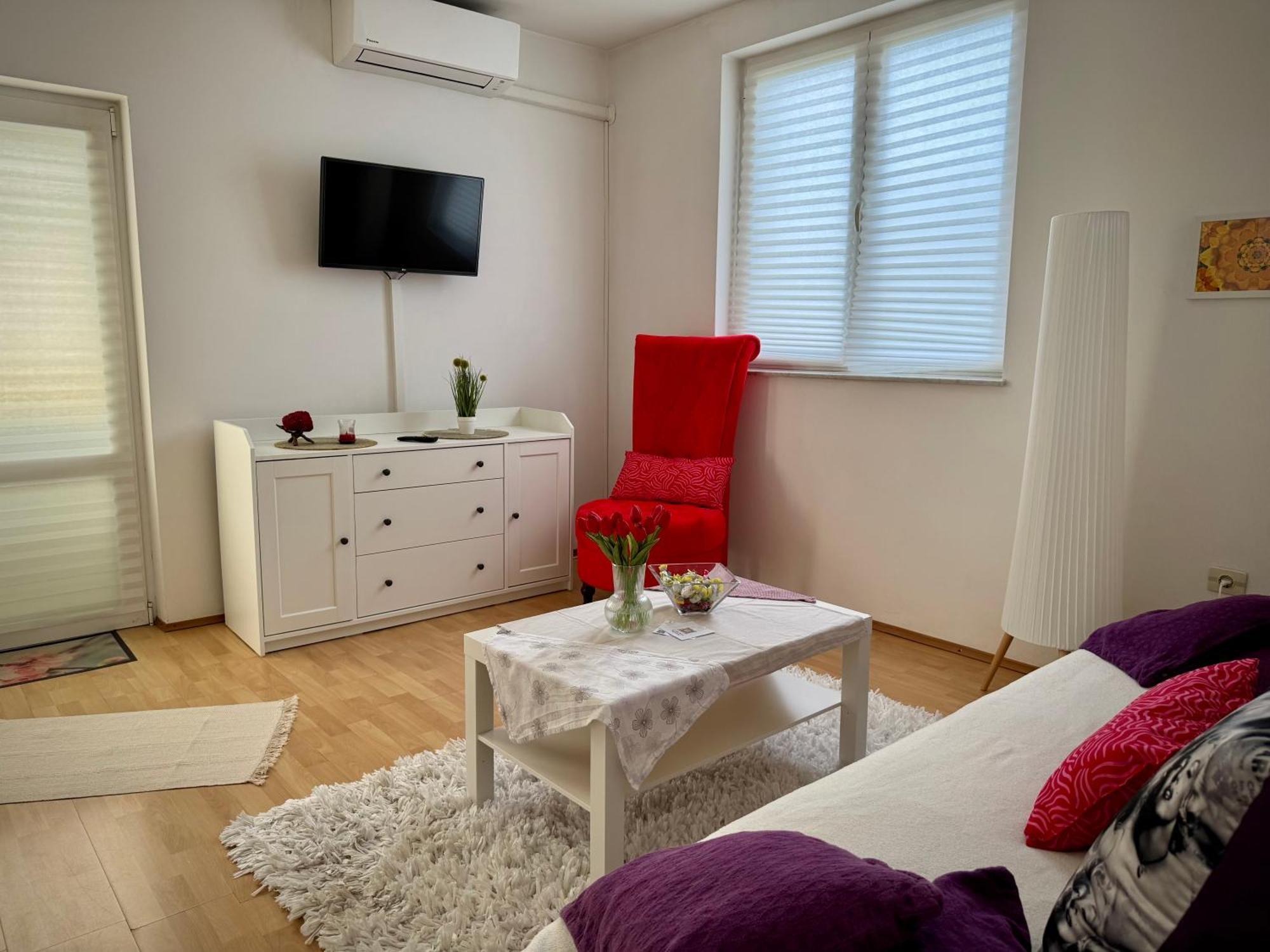 Apartments Maricic Banjol ภายนอก รูปภาพ